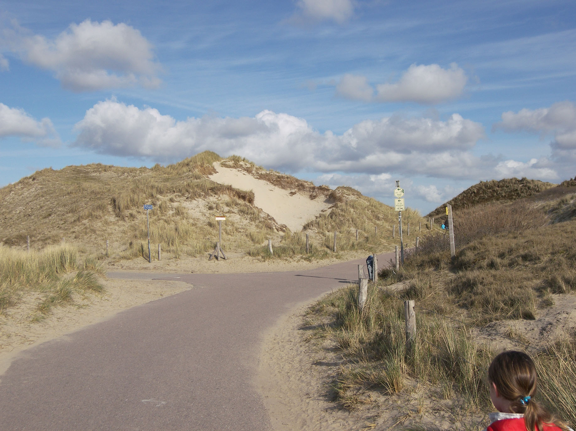 100_1702_Omgeving_2K_Q8 Strandopgang met duinen.